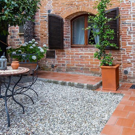 Agriturismo Palazzo Val Del Sasso Villastrada  Extérieur photo