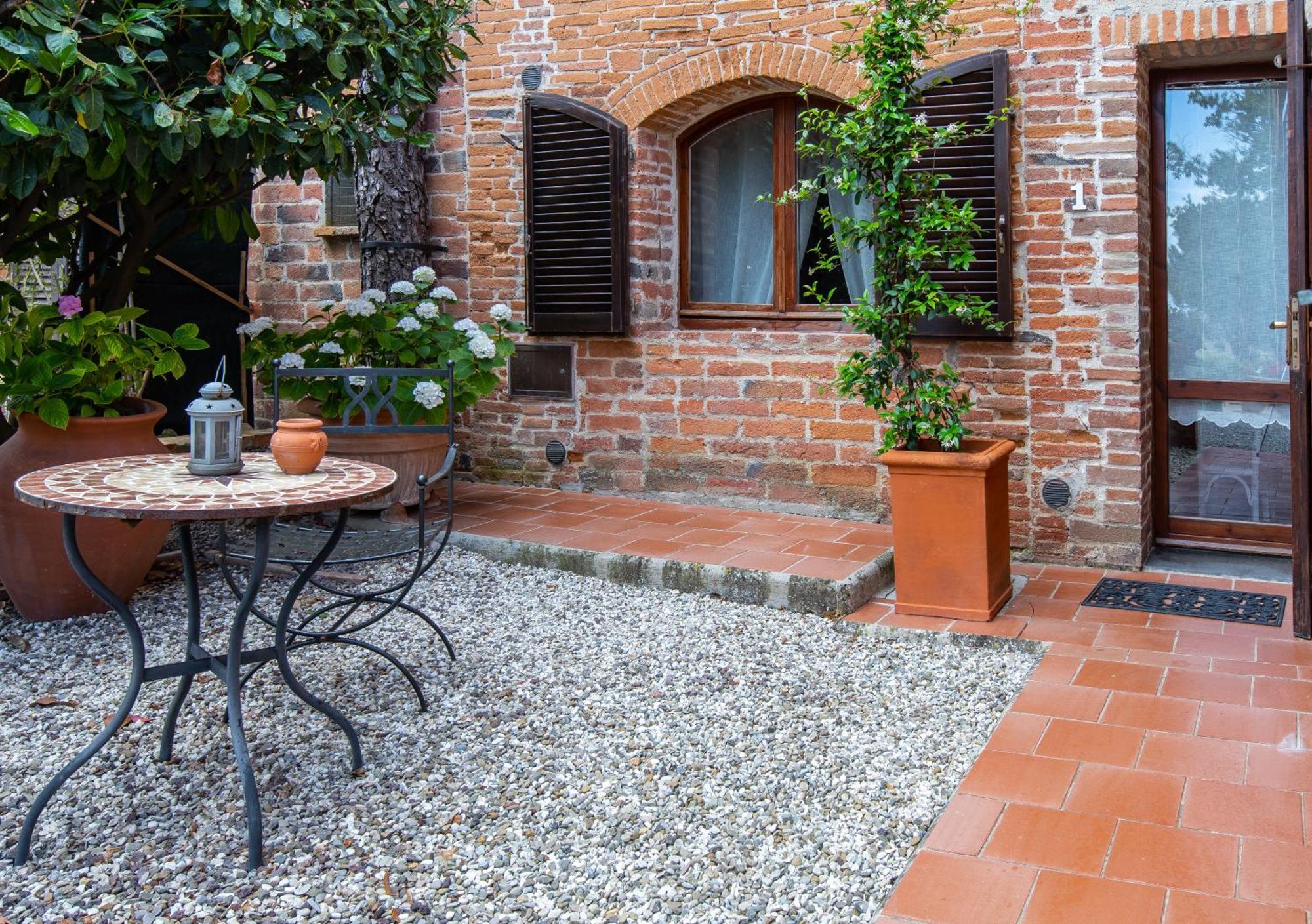 Agriturismo Palazzo Val Del Sasso Villastrada  Extérieur photo